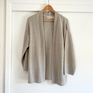 Handmade CHRIS TRIOLA Cardigan, Gray/White Knitted‎